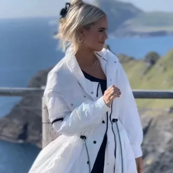 Free People Flowy Lightweight Windbreaker - White - XL